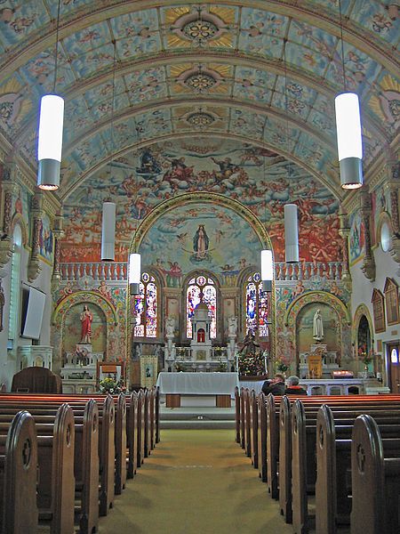 File:St-Mary's-RC-Church-Interior-Bairnsdale-Vic.jpg