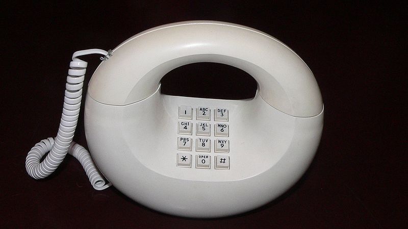 File:Telephone-annees-60-p1010020.jpg