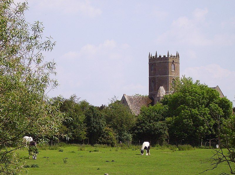 File:Uffington Church c.jpg