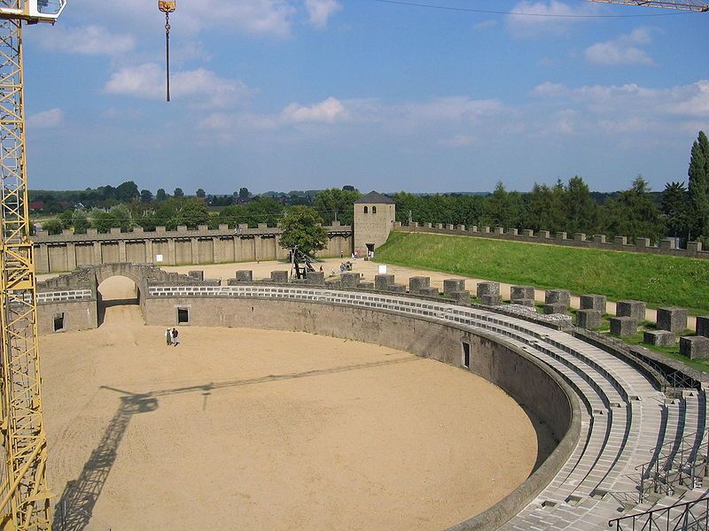 File:Archaeologischer Park Xanten-Arena.JL.jpg