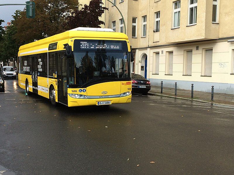 File:BVG-204-Solaris-Urbino-12-electric-Torgauer-Str-1.jpg