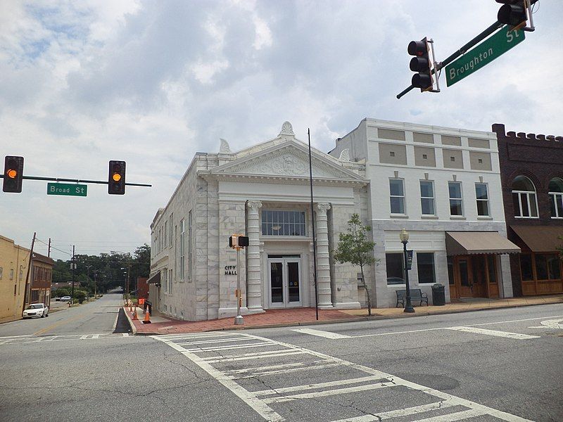 File:Bainbridge City Hall.JPG