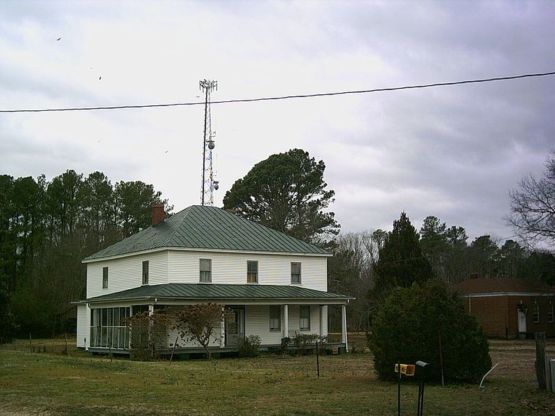 File:Burrowsville House.jpg