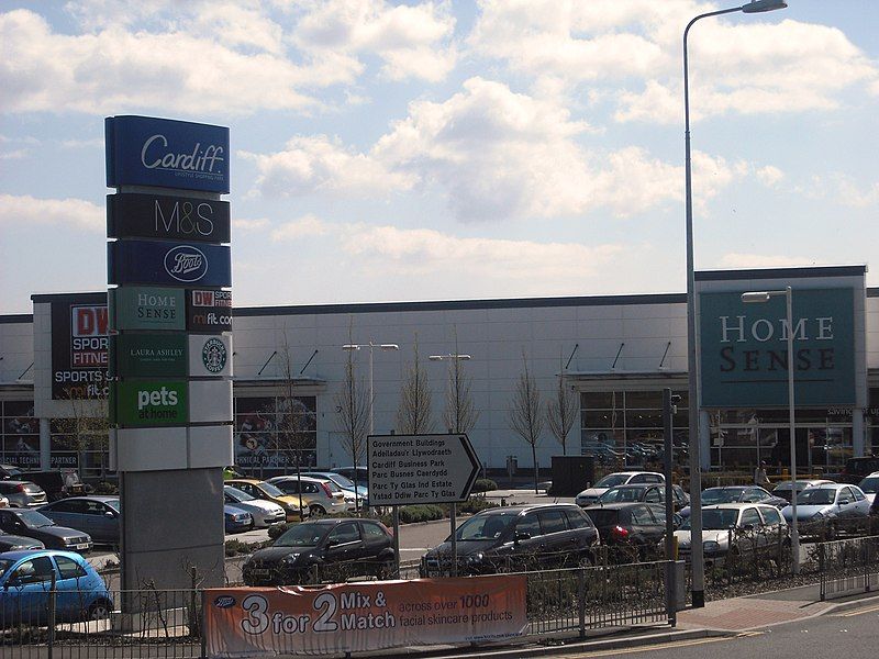 File:Cardiff Lifestyle Park.JPG