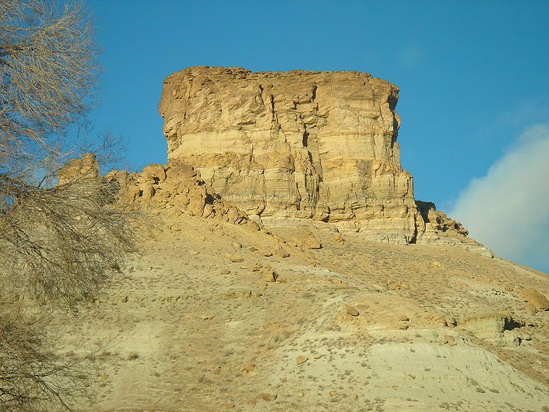 File:Castle Rock 1.jpg