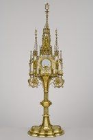 An ornate gold monstrance