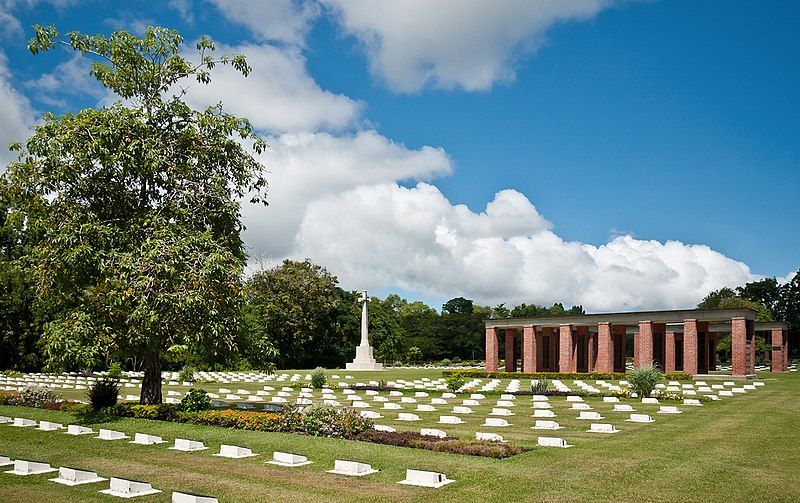 File:Labuan WWII-Memorial.jpg