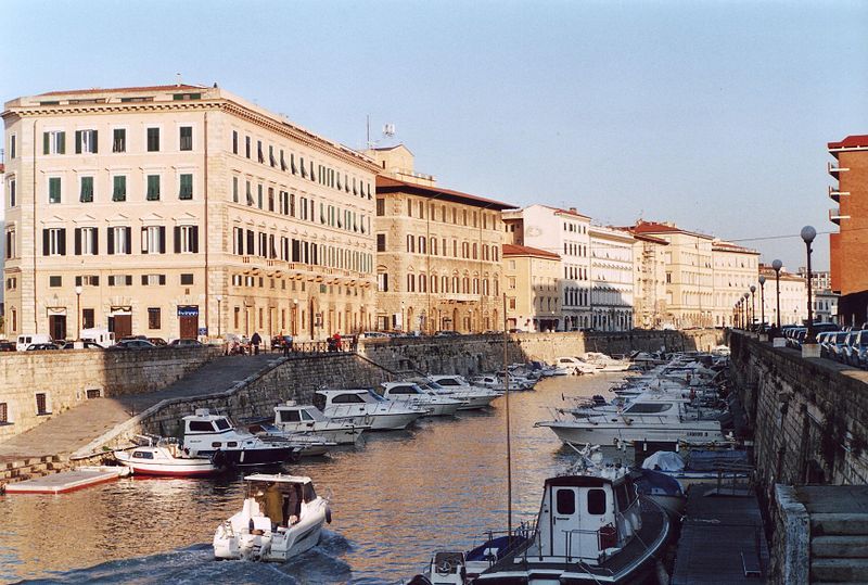 File:Livorno FossoReale.JPG