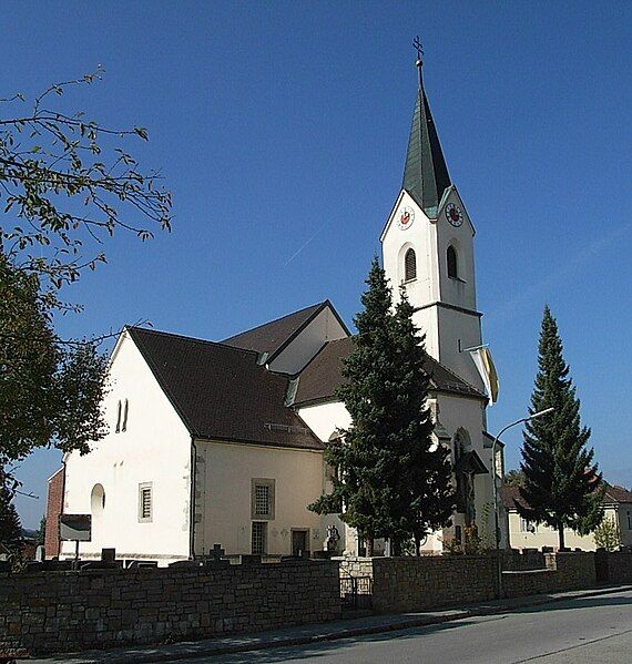 File:Pfarrkirche Tiefenbach.JPG