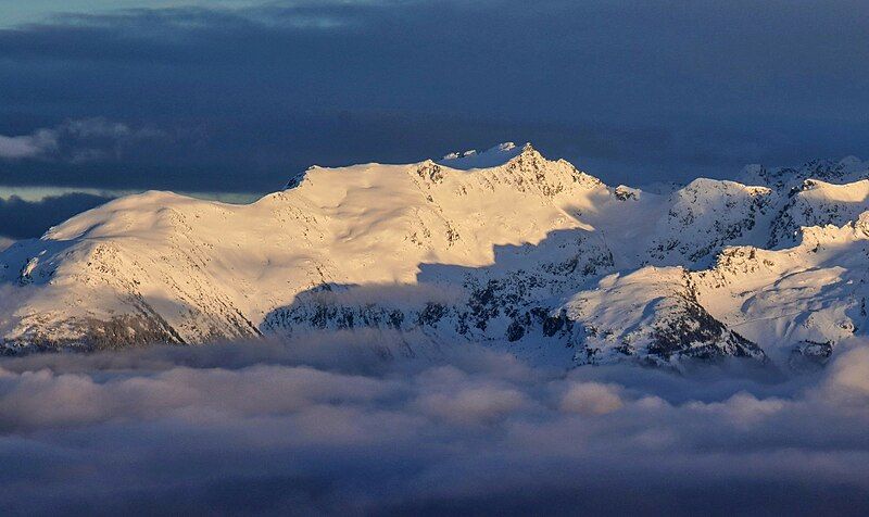 File:Phalanx Mountain sunset.jpg