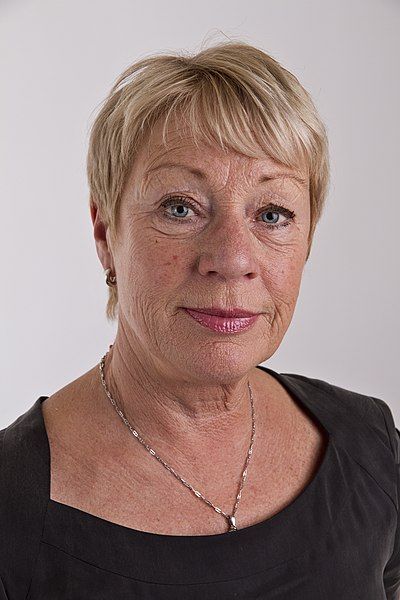 File:Wiwi-Anne Johansson 2.jpg