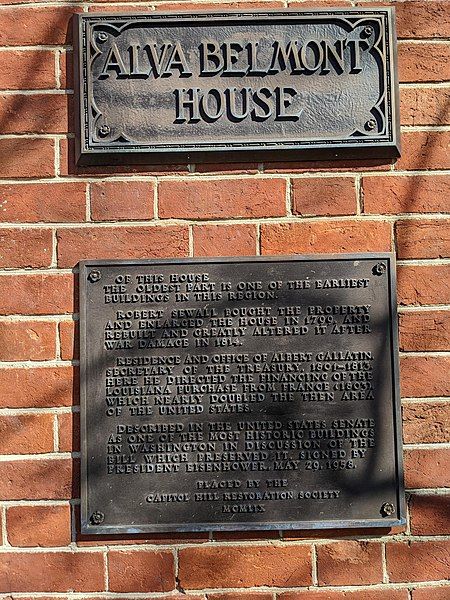 File:Alva Belmont Plaque.jpg