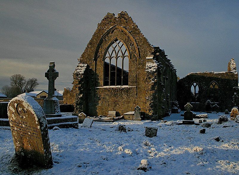 File:Athenry Abbey 2.jpg