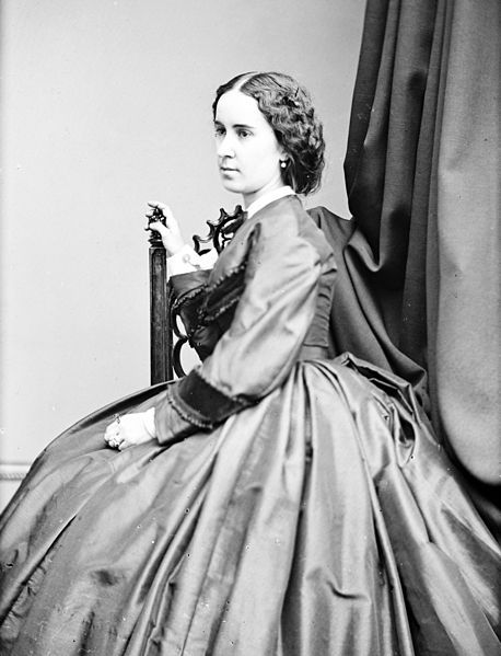 File:Clara Louise Kellogg.jpg