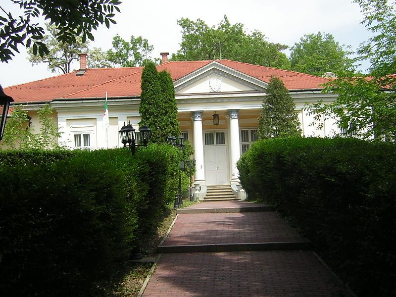 File:Class villa bp.JPG