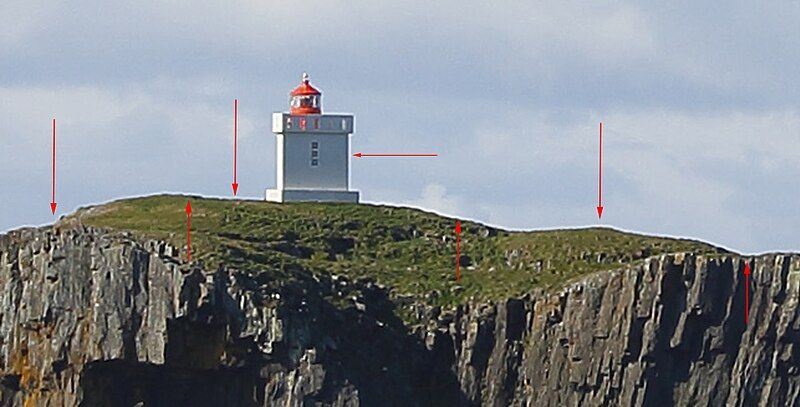 File:Elliðaey-haloing.jpg