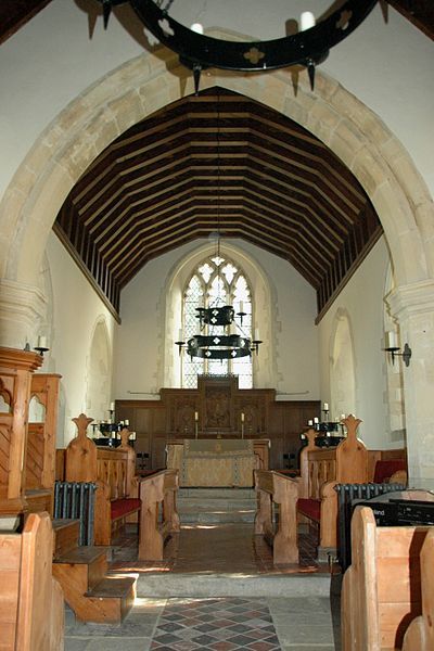 File:Emmington StNicholas chancel.jpg