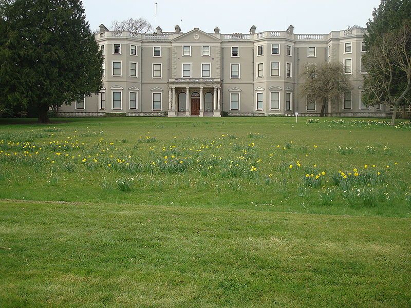 File:Farmleigh, Dublin.JPG