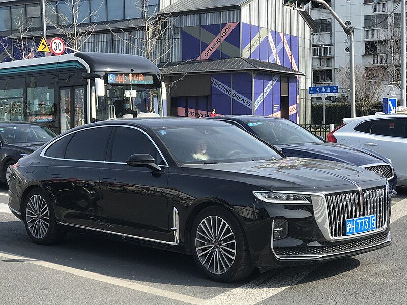 File:Hongqi H9 010.jpg