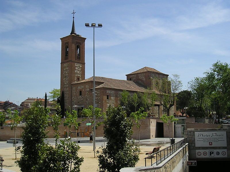 File:Iglesia las rozas.JPG