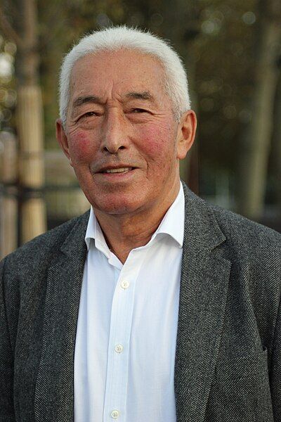 File:Jean Djorkaeff.JPG