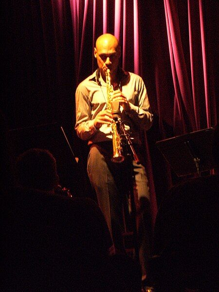 File:Joshua-Redman.jpg