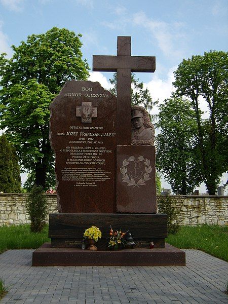 File:Jozef Franczak monument.jpg