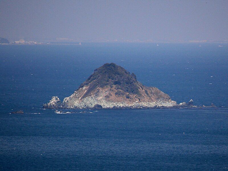 File:Kozukumi Island.jpg