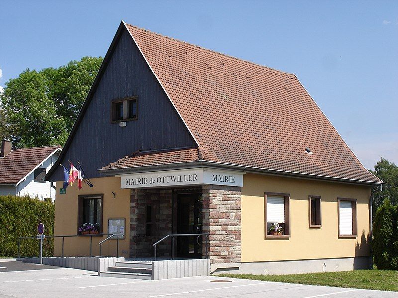 File:Ottwiller (67) mairie.jpg