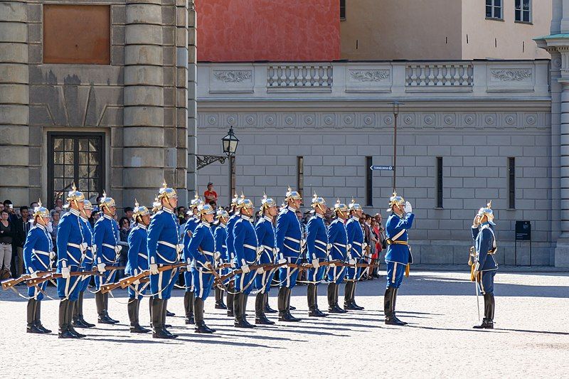 File:Stockholm Sweden Changing-of-the-guard-at-Stockholm-Palace-01.jpg