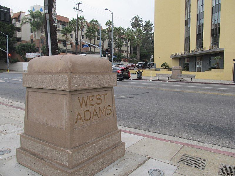 File:WestAdamsGatewayMarker.jpg