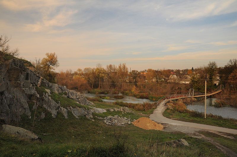 File:Zvenyhorodka Conglomerate.JPG