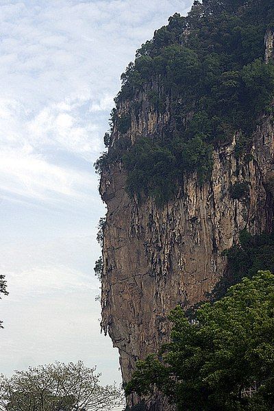 File:Batu Caves.jpg