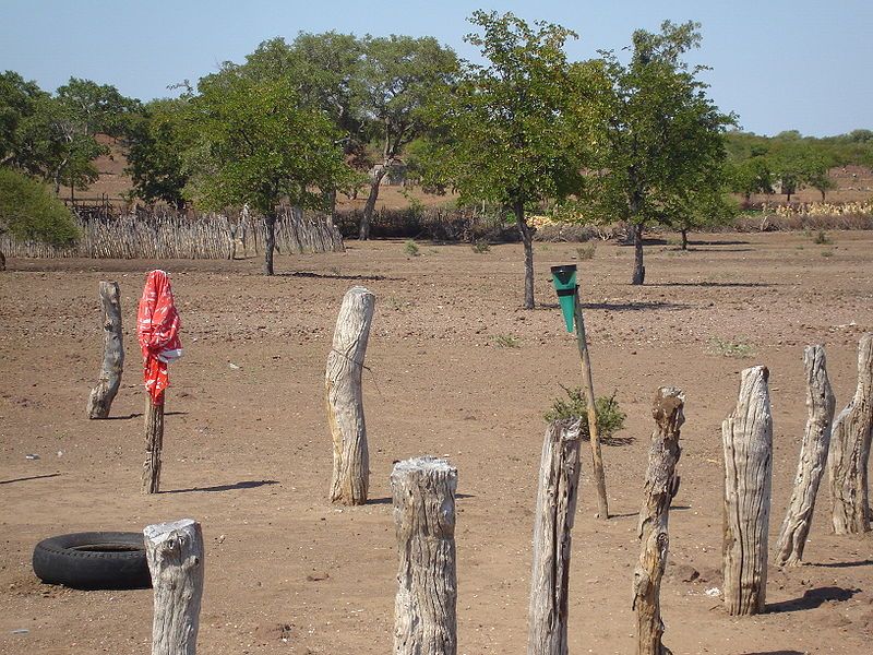 File:Masera rain gauge.jpg