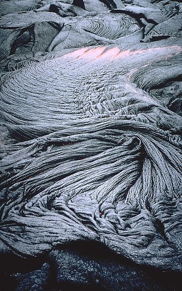 File:Ropy pahoehoe.jpg