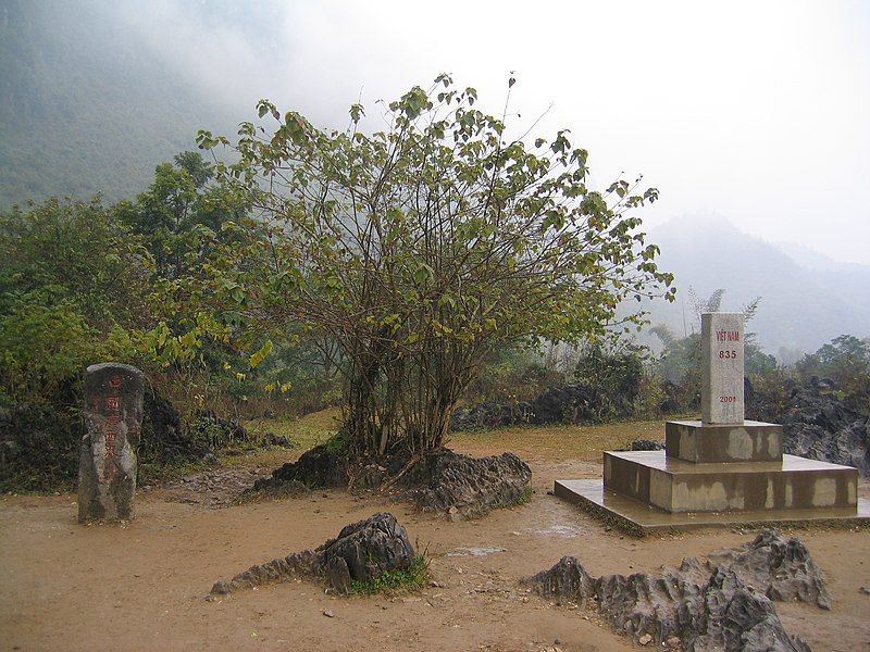 File:Sino-Vietnamese border.jpg