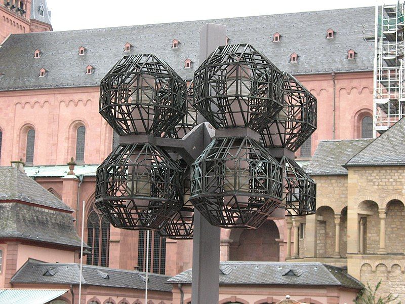 File:Street lamp mainz.jpg