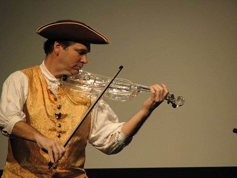 File:The glass violin.jpg