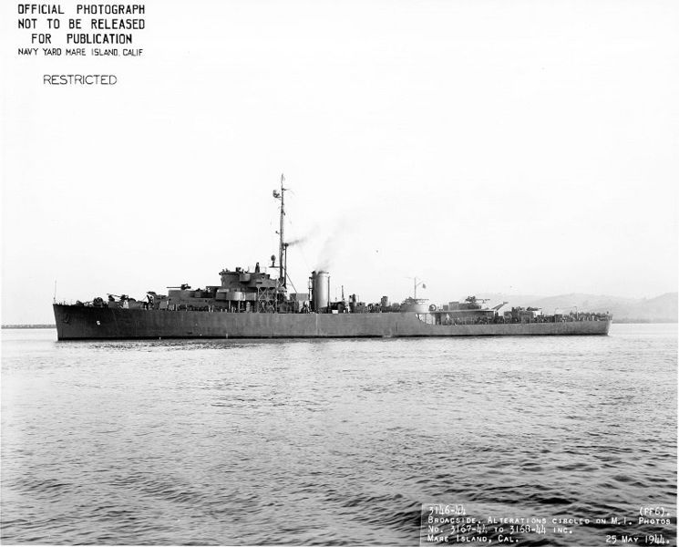 File:USS Pasco 120800603.jpg