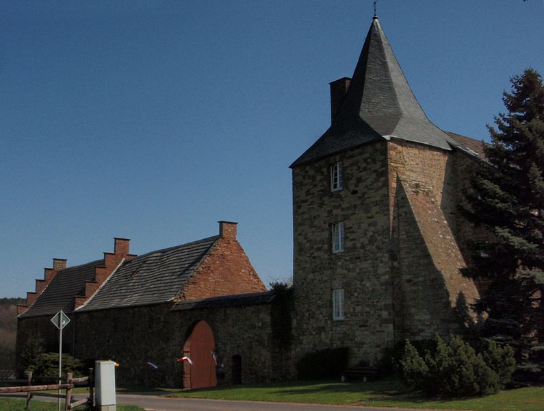 File:Burg Berg (Mechernich).jpg