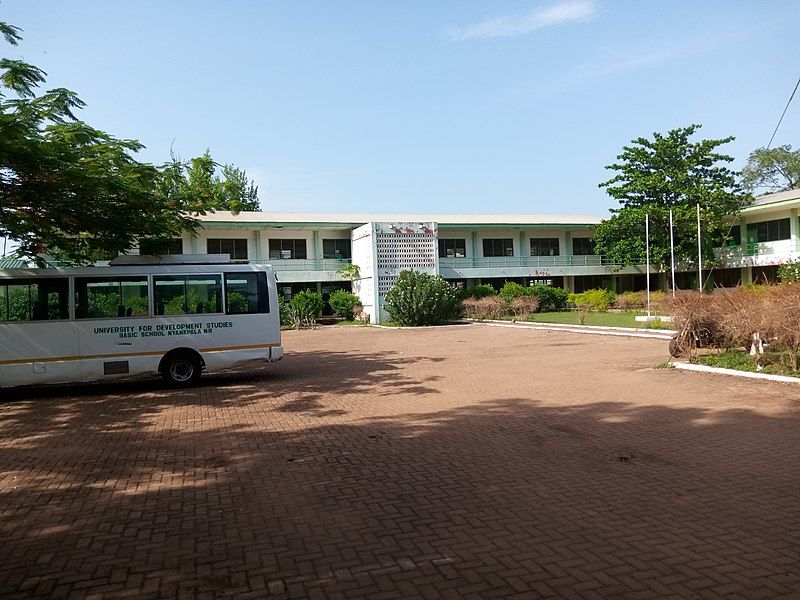 File:Campus (UDS).jpg