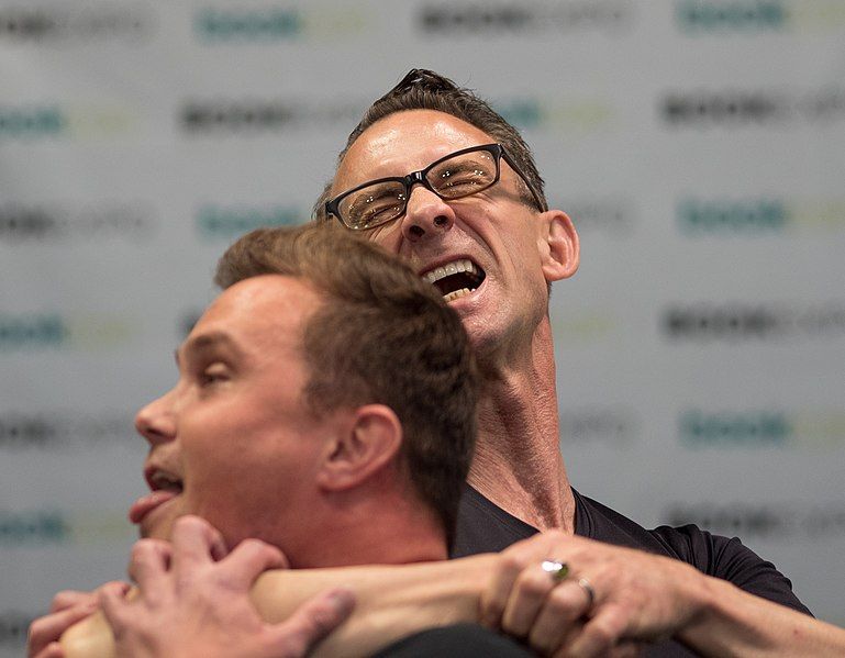 File:Chuck Palahniuk (21949).jpg