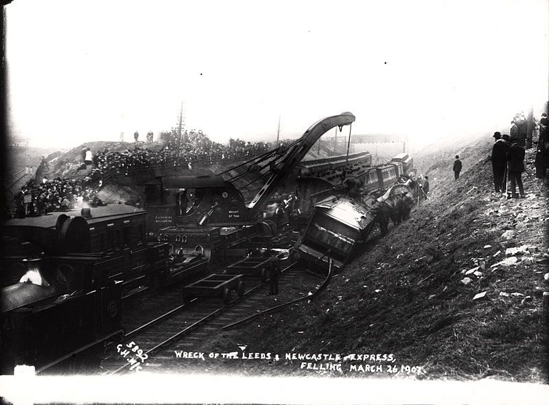 File:Felling derailment 2007.jpg