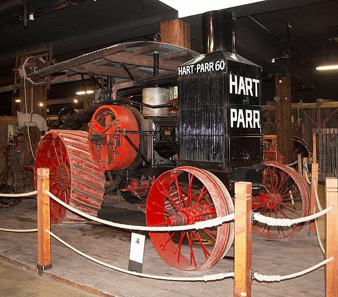 File:Hart-Parr 30-60 (1916).jpg