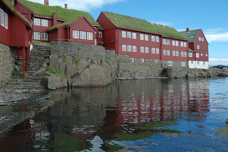 File:Is03196-Torshavn.jpg