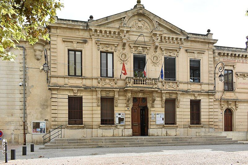 File:Mairie d'Aimargues.jpg