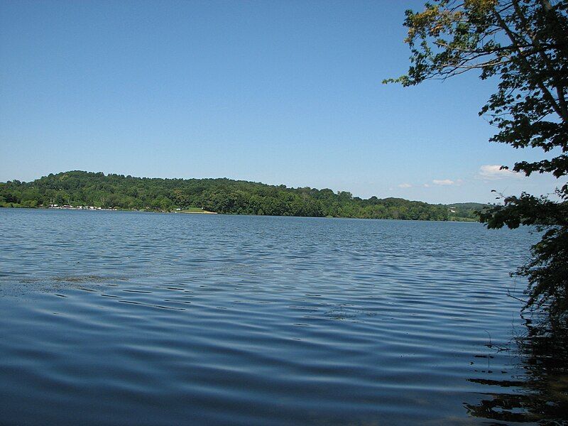 File:Marsh Creek Lake.jpg