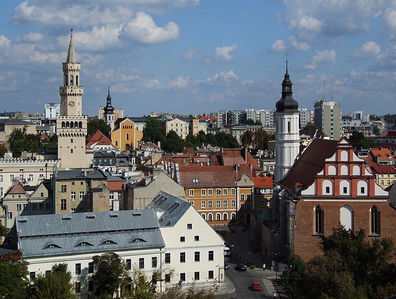 File:Oppeln - Altstadt1.jpg