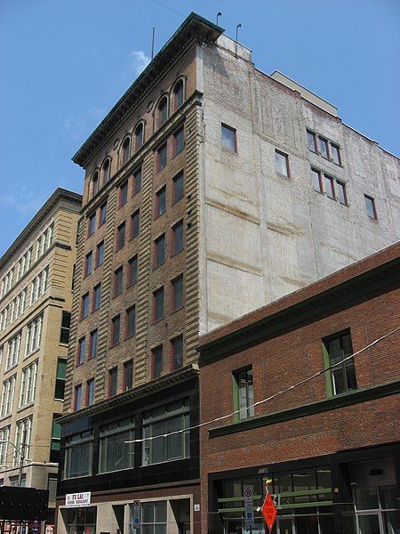 File:Phipps-McElveen Building.jpg