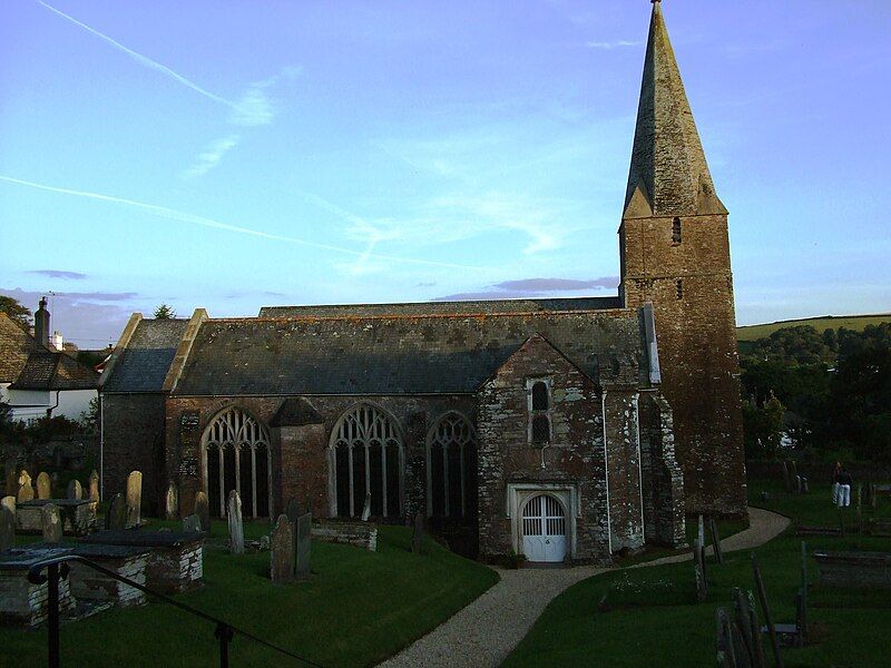 File:Slaptonchurch.JPG